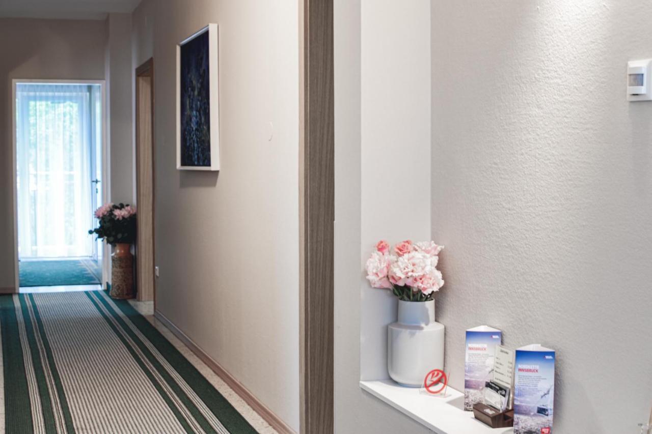 Gartenhotel Garni Pension B&B İnnsbruck Dış mekan fotoğraf